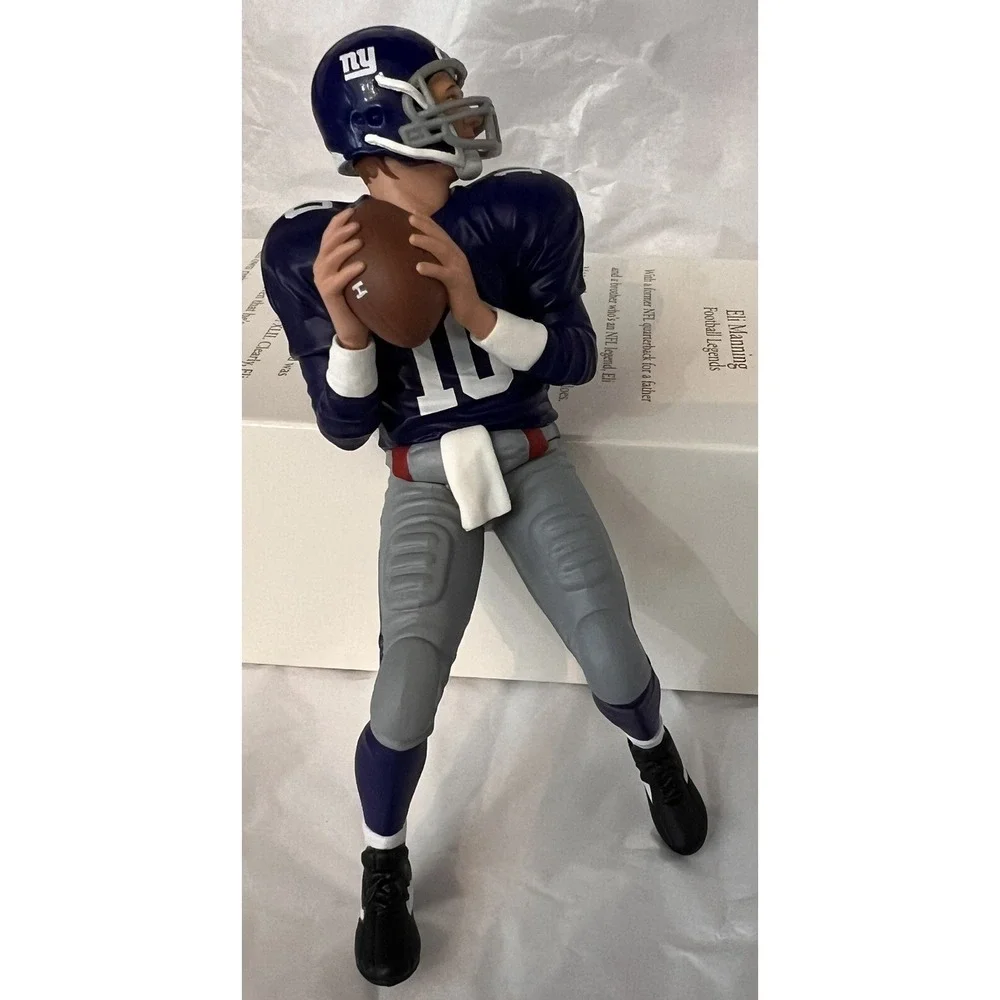 HALLMARK Keepsake NEW 2010 FOOTBALL LEGENDS ELI MANNING NFL  Christmas ORNAMENT